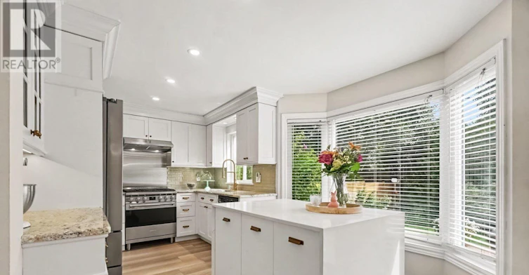 UPPER-1665 Teakdale Avenue, Ottawa, ON, K1C 6M2 - 10