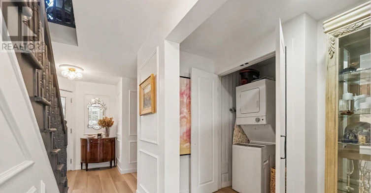 UPPER-1665 Teakdale Avenue, Ottawa, ON, K1C 6M2 - 4