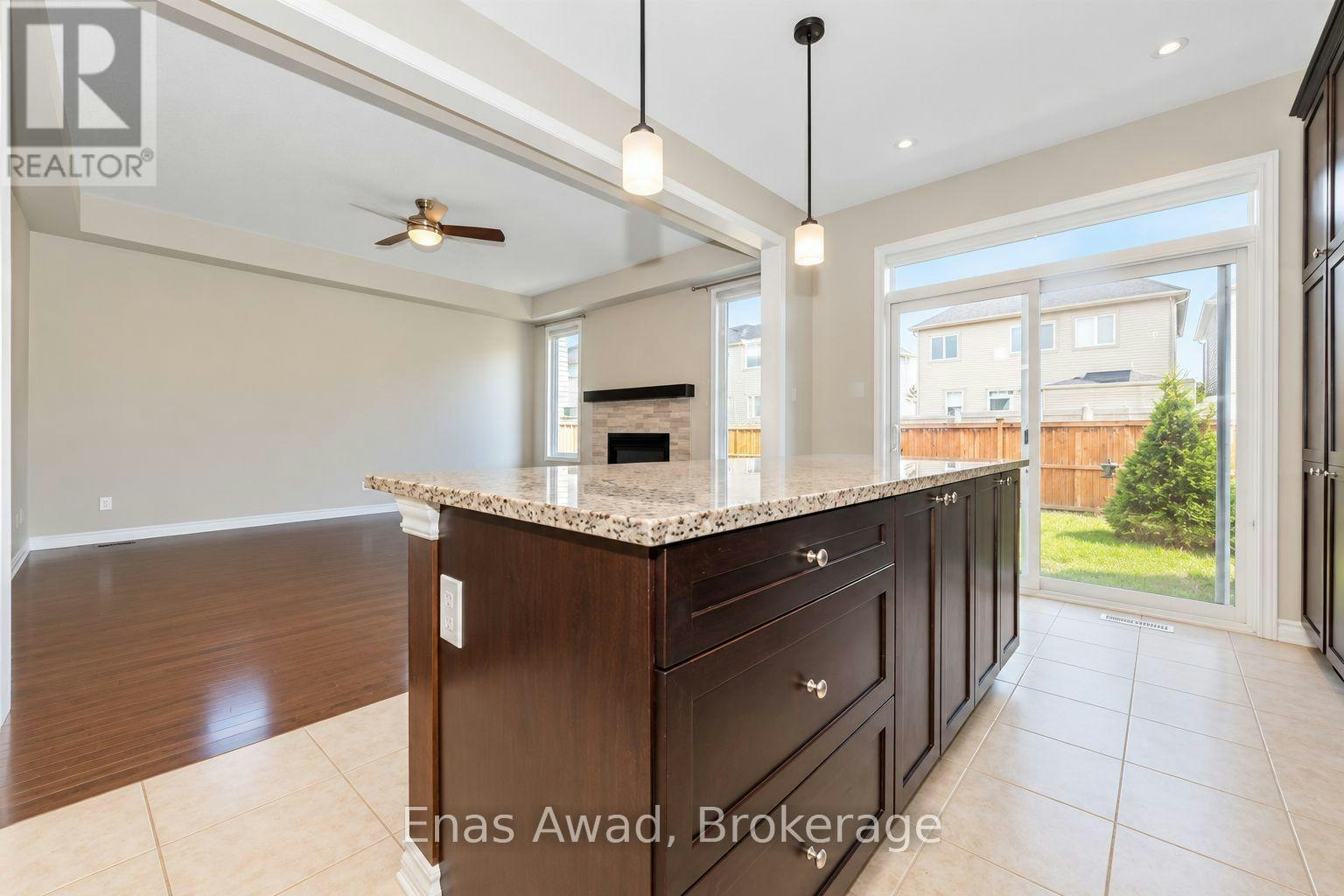 361 Autumnfield Street, Ottawa, ON, K2M 0J6 - 9