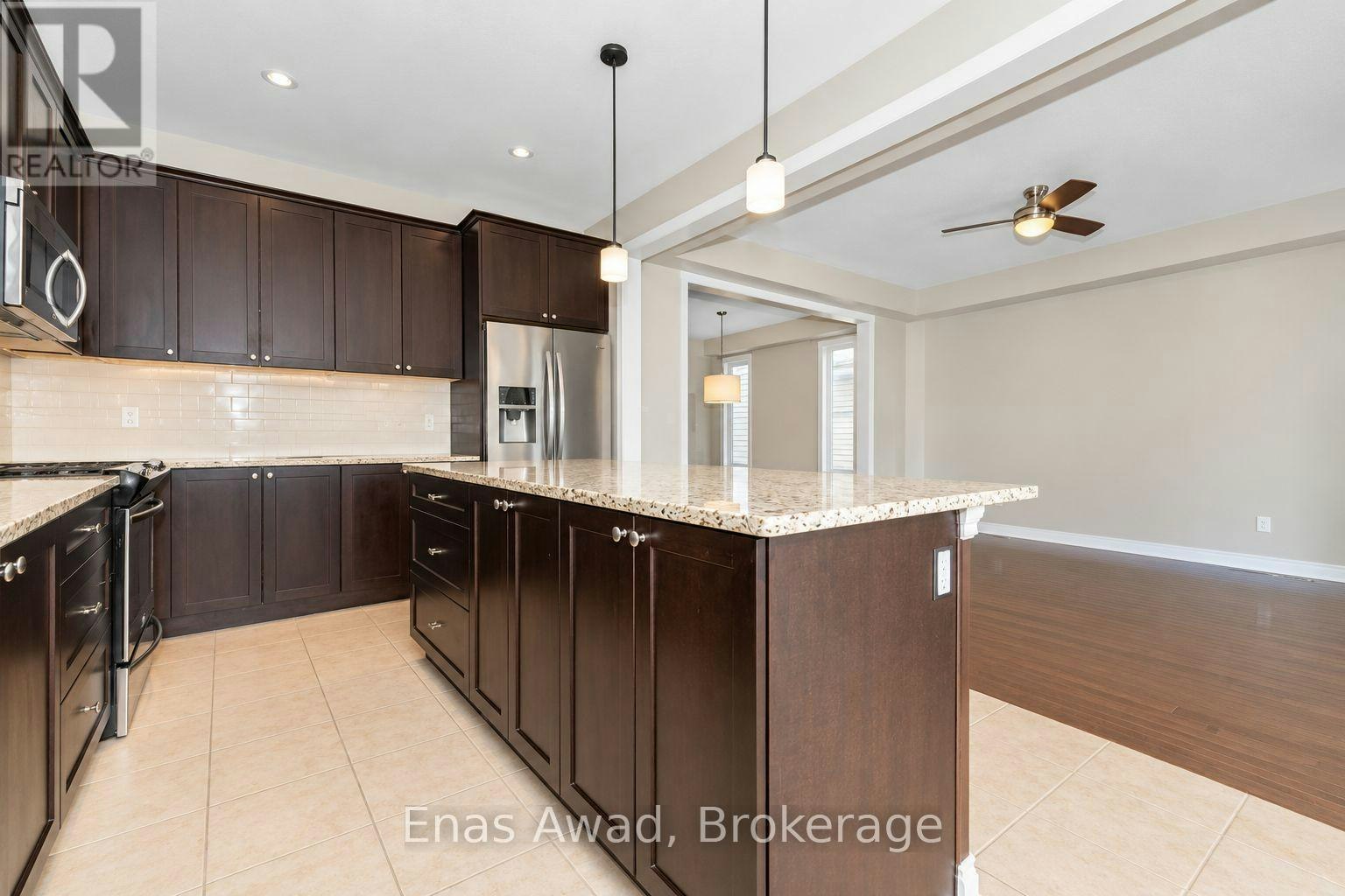 361 Autumnfield Street, Ottawa, ON, K2M 0J6 - 8