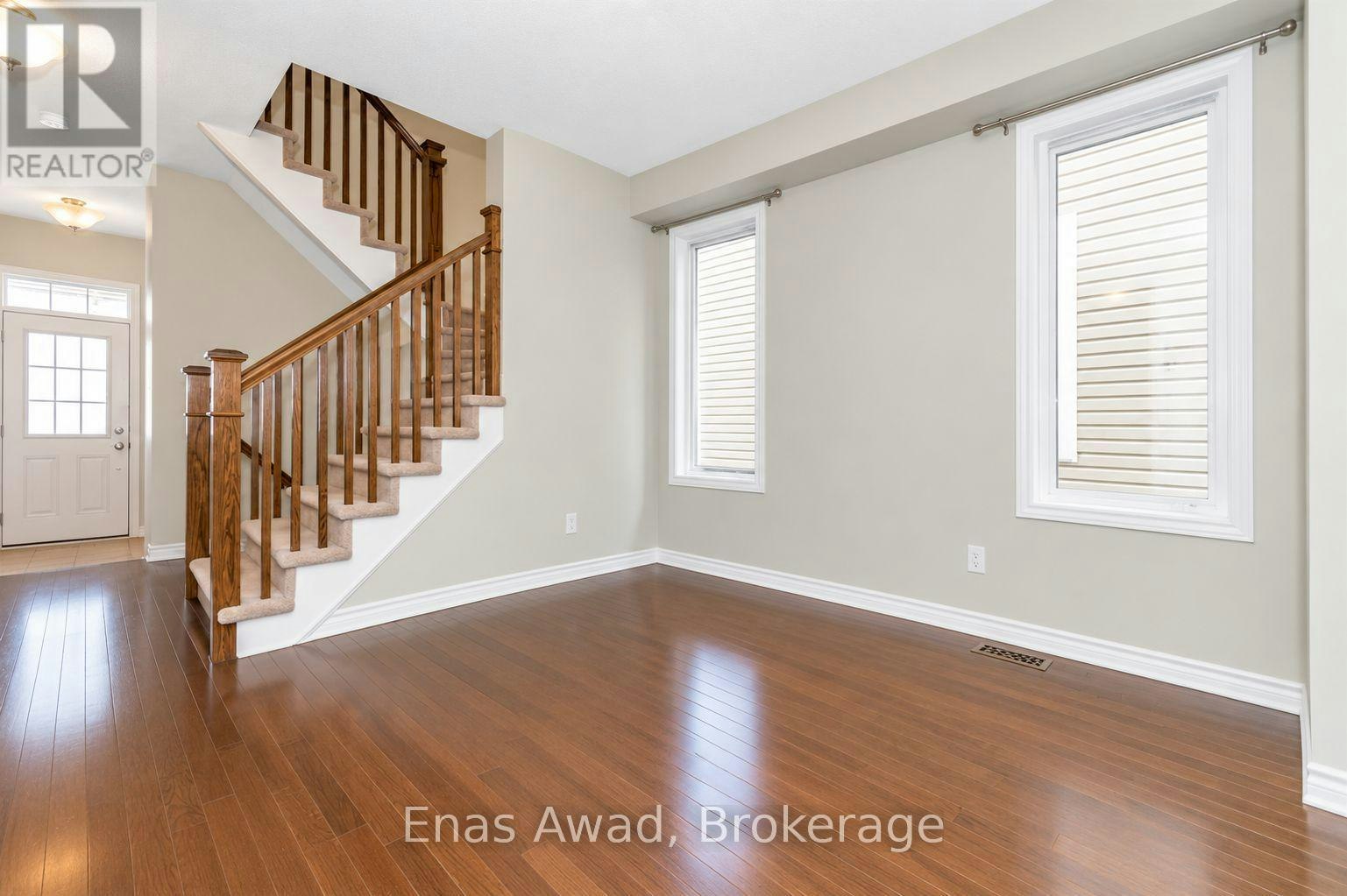 361 Autumnfield Street, Ottawa, ON, K2M 0J6 - 4