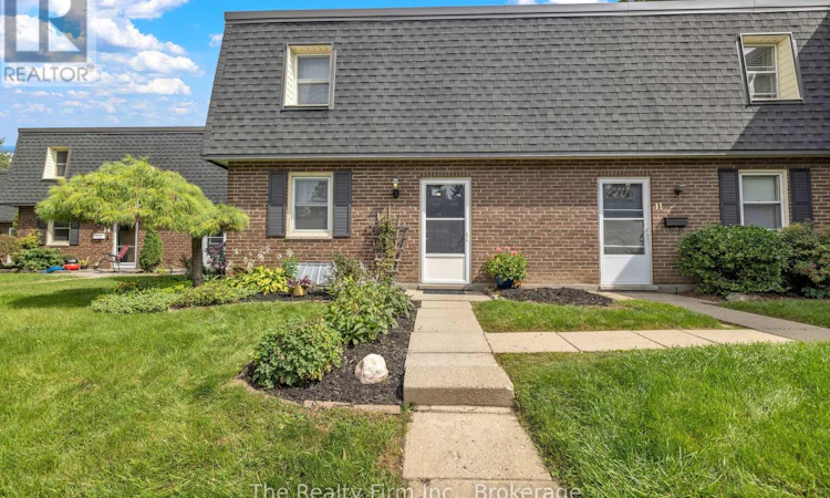 12-598 Durham Crescent