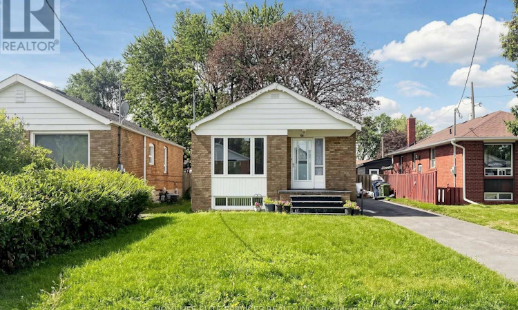 48 Frey Crescent