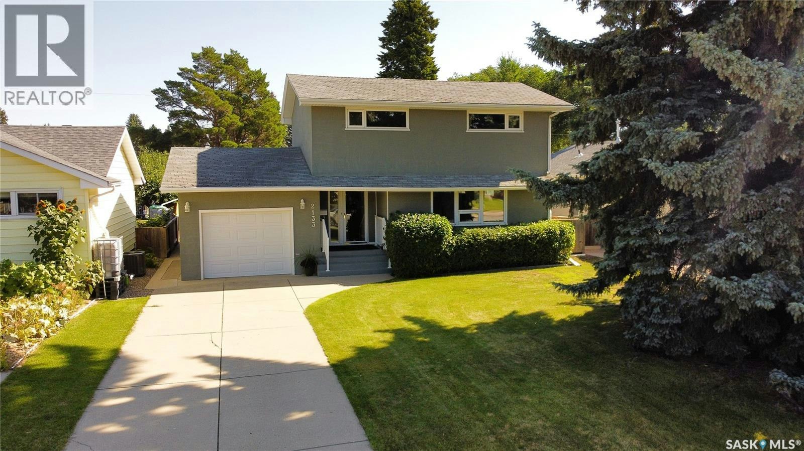 2133 Mckinnon Avenue, Saskatoon, SK, S7J 1N3