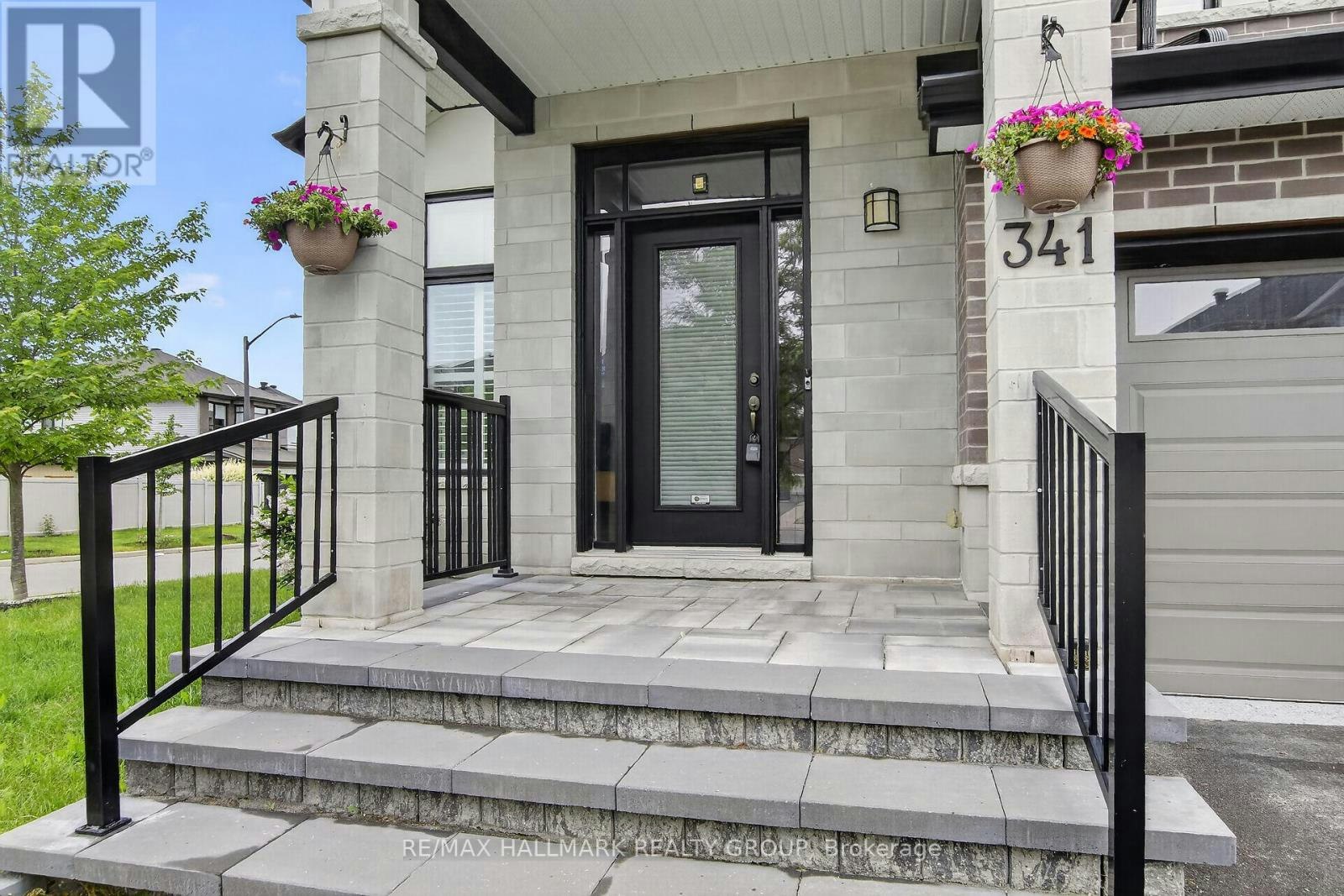 341 Serenade Crescent, Ottawa, ON, K1X 0B9 - 4