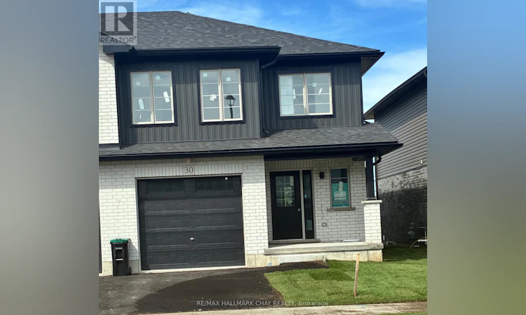 30 Strath Crescent
