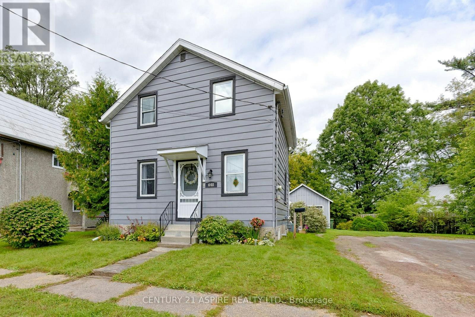 648 Moffat Street, Pembroke, ON, K8A 3Y1
