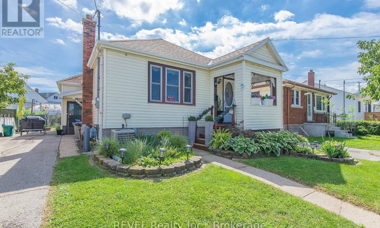 12 Garnet Street