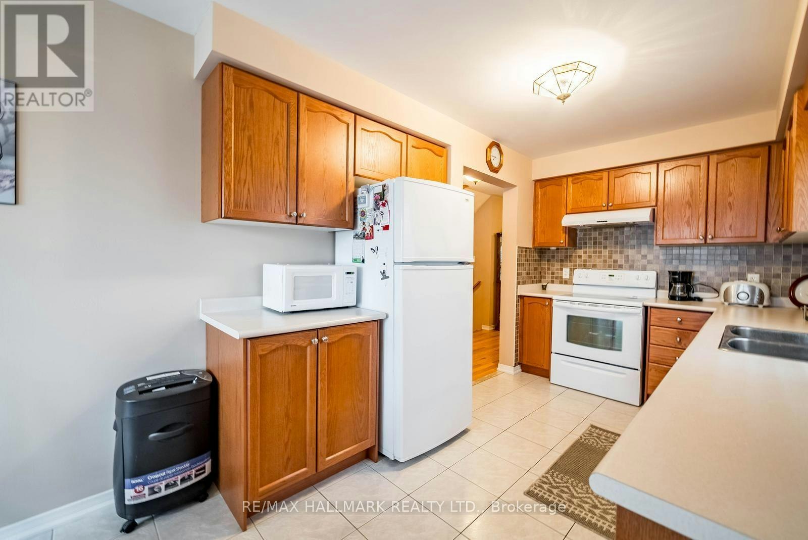 6 Duffin Drive, Whitchurch-Stouffville, ON, L4A 0R5 - 11
