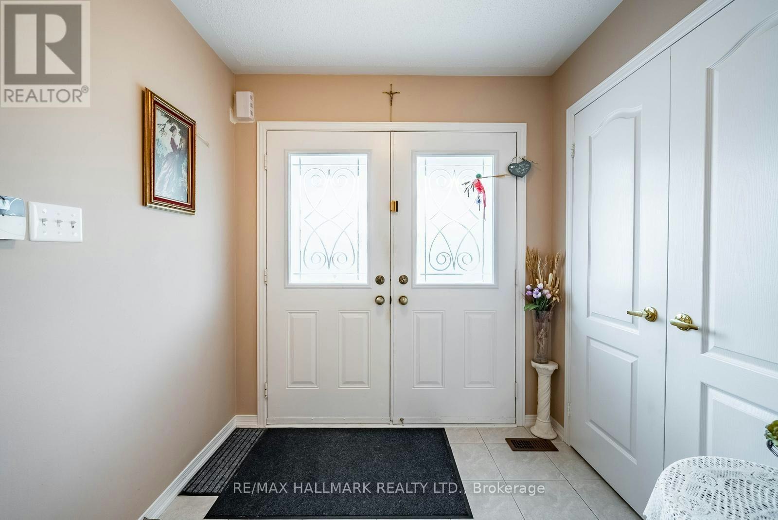 6 Duffin Drive, Whitchurch-Stouffville, ON, L4A 0R5 - 3