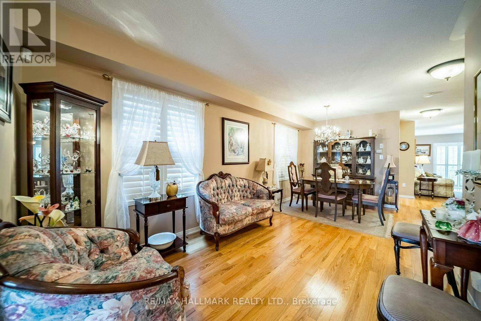 6 Duffin Drive, Whitchurch-Stouffville, ON, L4A 0R5 - 4
