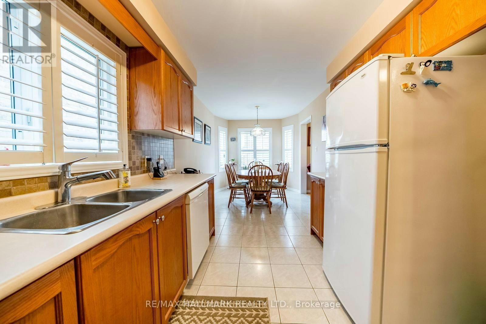 6 Duffin Drive, Whitchurch-Stouffville, ON, L4A 0R5 - 9