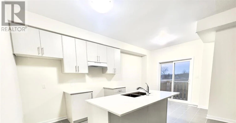 94 Golf Links Drive, Loyalist, ON, K0H 1G0 - 9