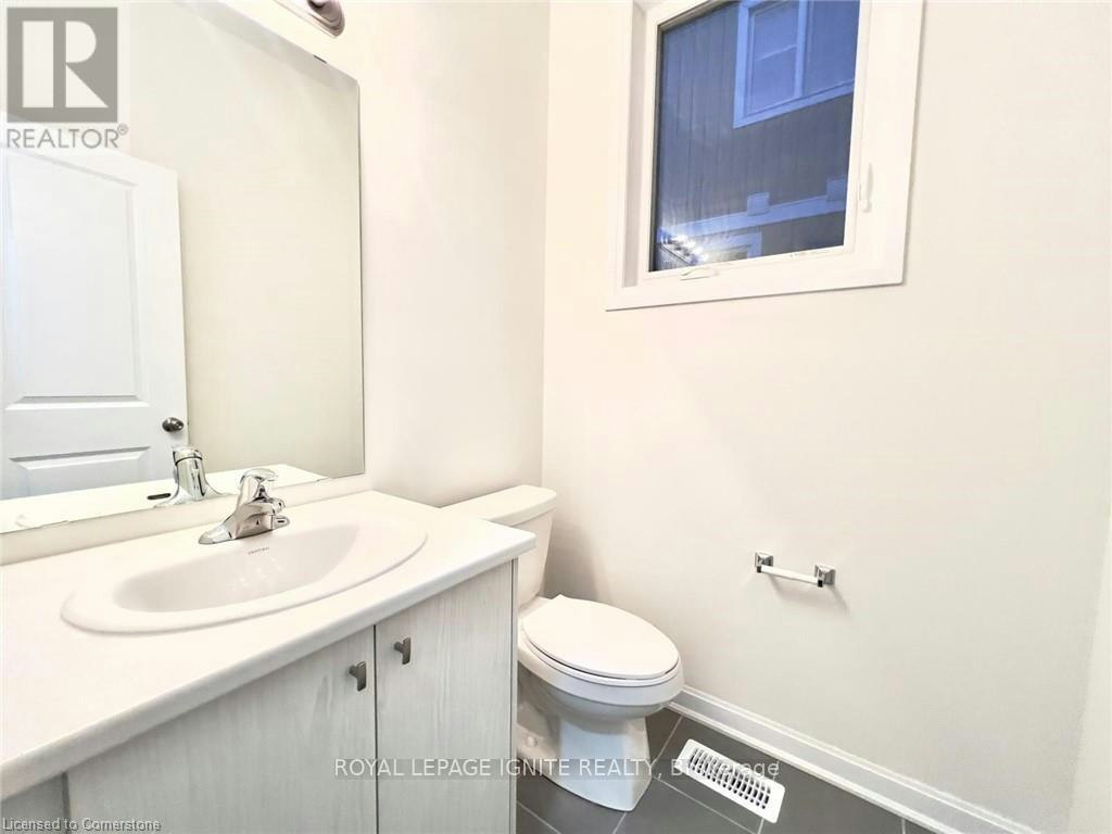 94 Golf Links Drive, Loyalist, ON, K0H 1G0 - 12