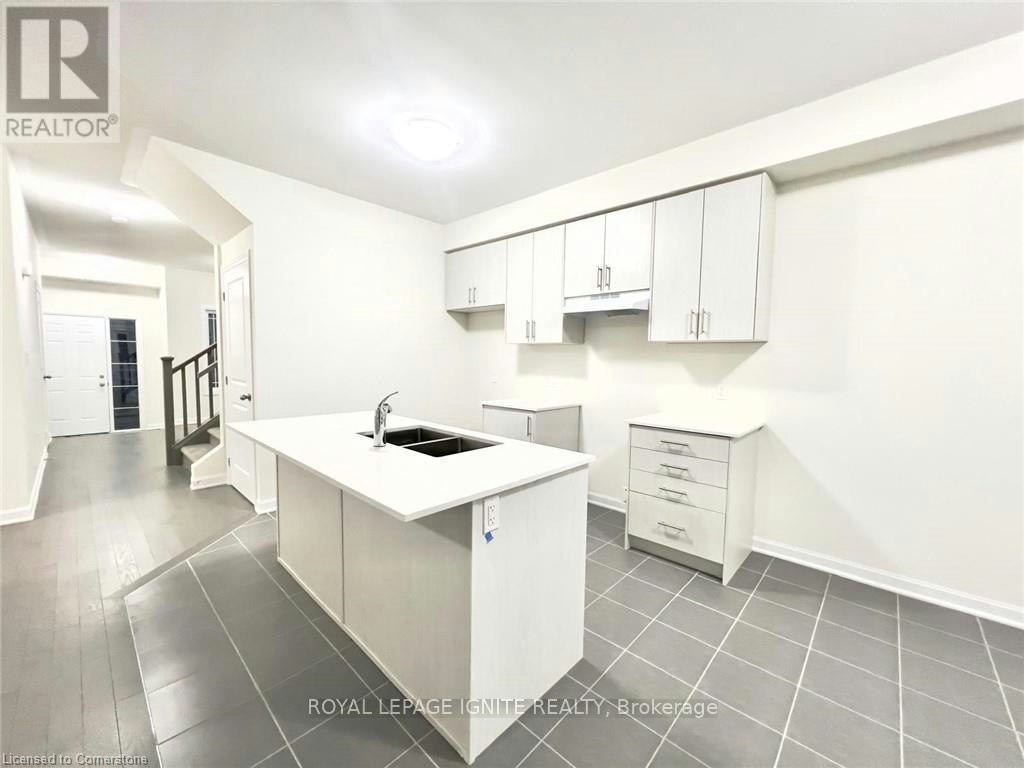 94 Golf Links Drive, Loyalist, ON, K0H 1G0 - 25