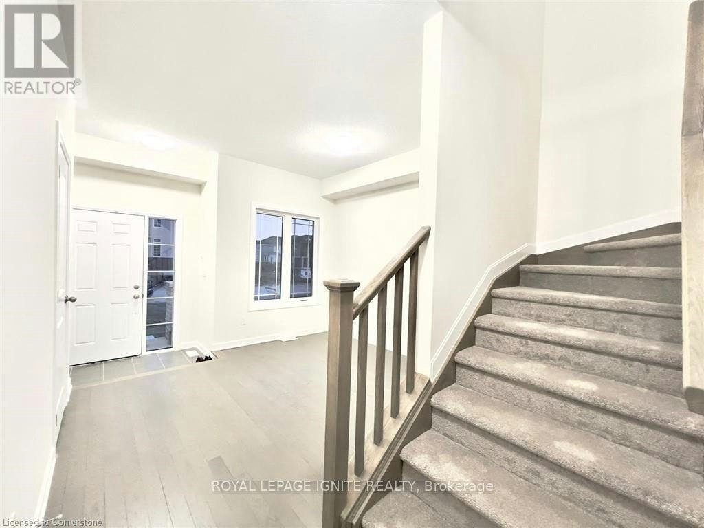 94 Golf Links Drive, Loyalist, ON, K0H 1G0 - 4