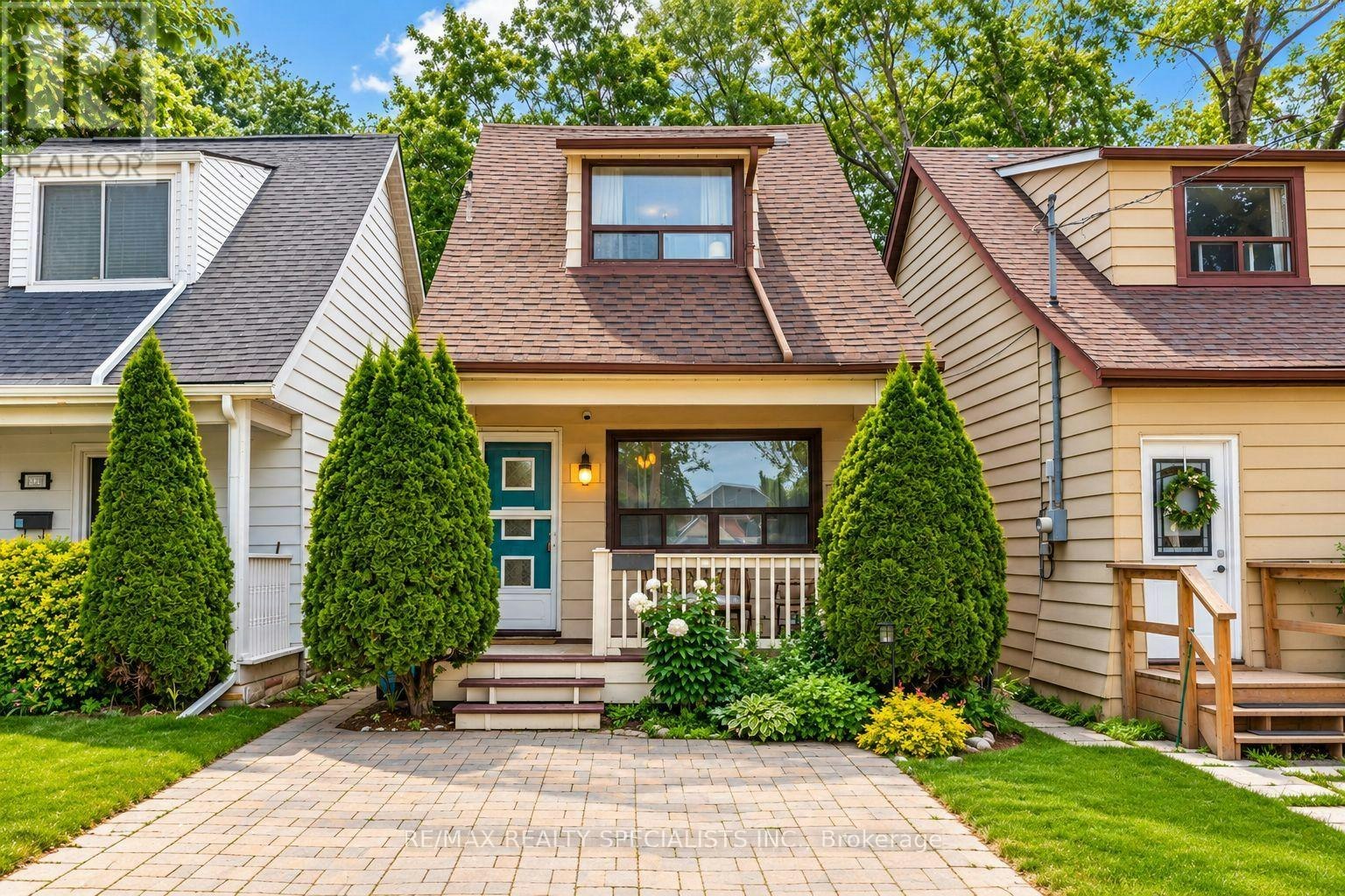53 Harold Street, Toronto, ON, M8Z 3R5