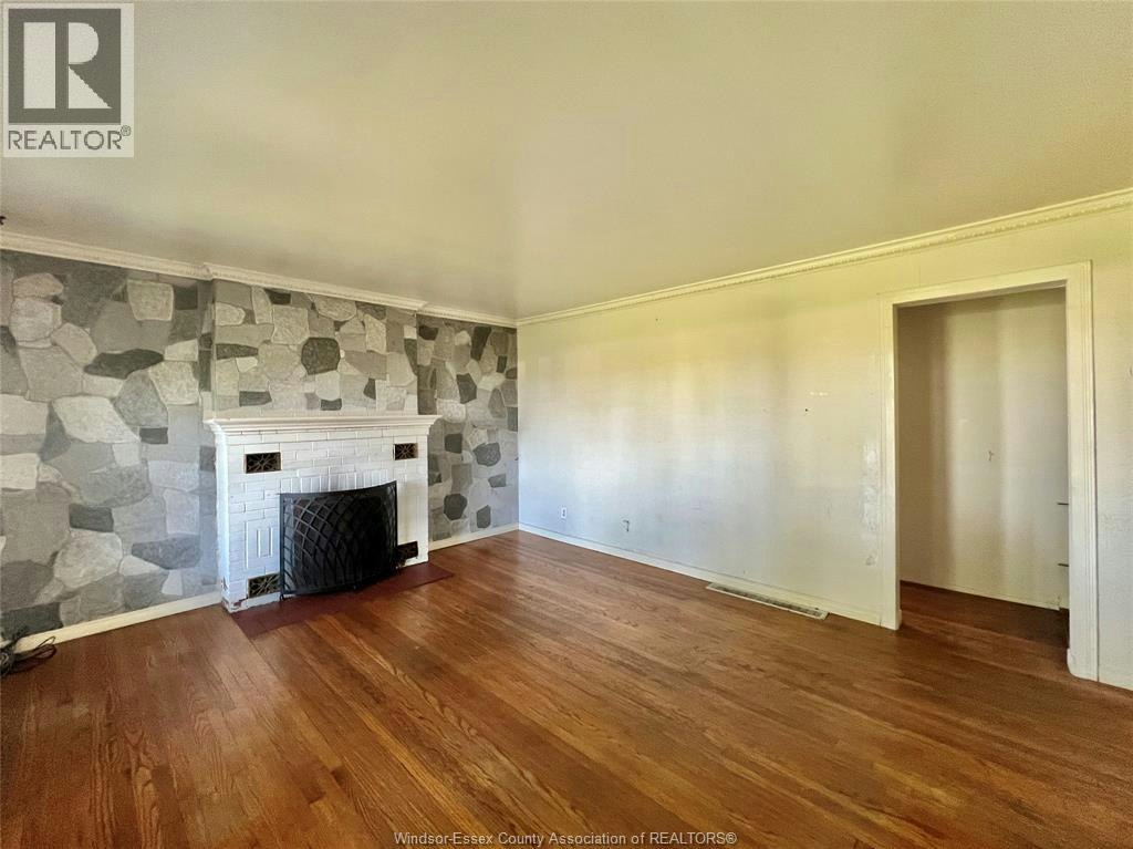 MAIN-3595 42 County Road, Windsor, ON, N9A 6J3 - 10