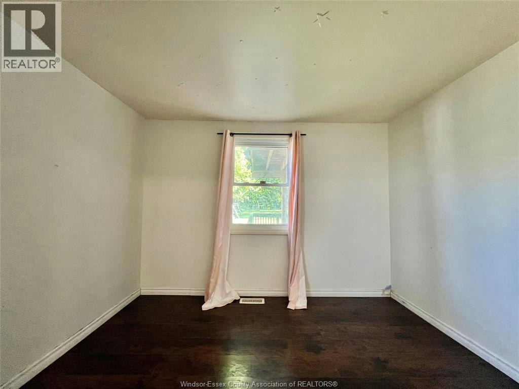 MAIN-3595 42 County Road, Windsor, ON, N9A 6J3 - 12