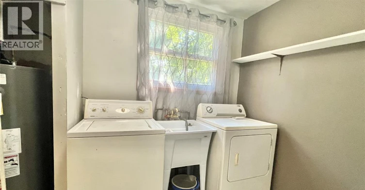 MAIN-3595 42 County Road, Windsor, ON, N9A 6J3 - 21