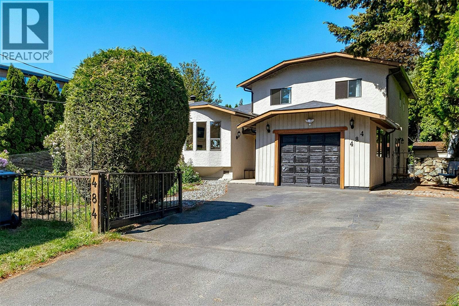 484 Goldstream Avenue, Colwood, BC, V9B 2W5