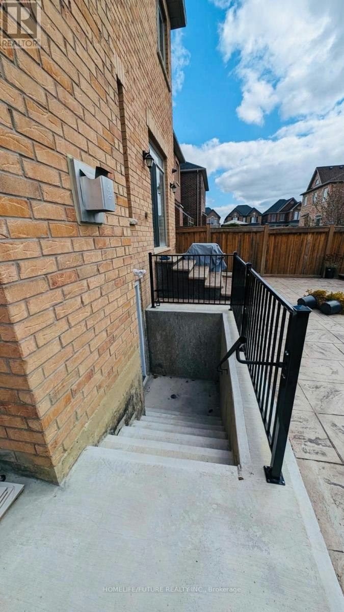 BSMT-271 East's Corners Boulevard, Vaughan, ON, L4H 4L7 - 11