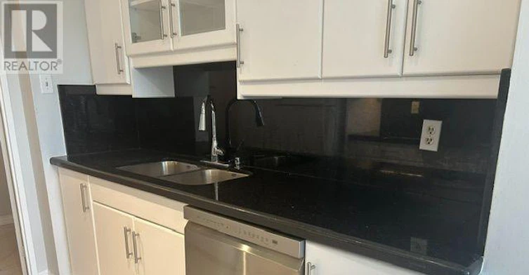 310-7 Townsgate Drive, Vaughan, ON, L4J 7Z9 - 10