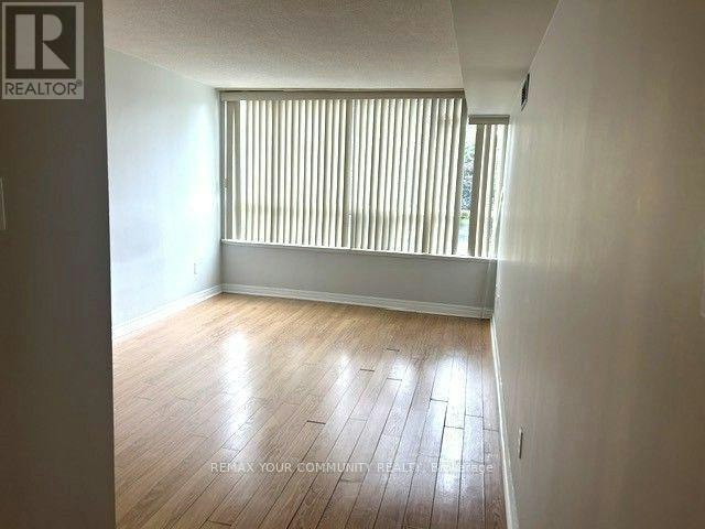 310-7 Townsgate Drive, Vaughan, ON, L4J 7Z9 - 16
