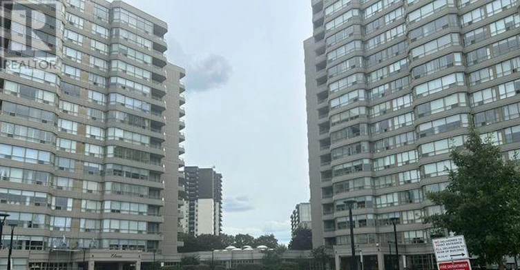 310-7 Townsgate Drive, Vaughan, ON, L4J 7Z9 - 4