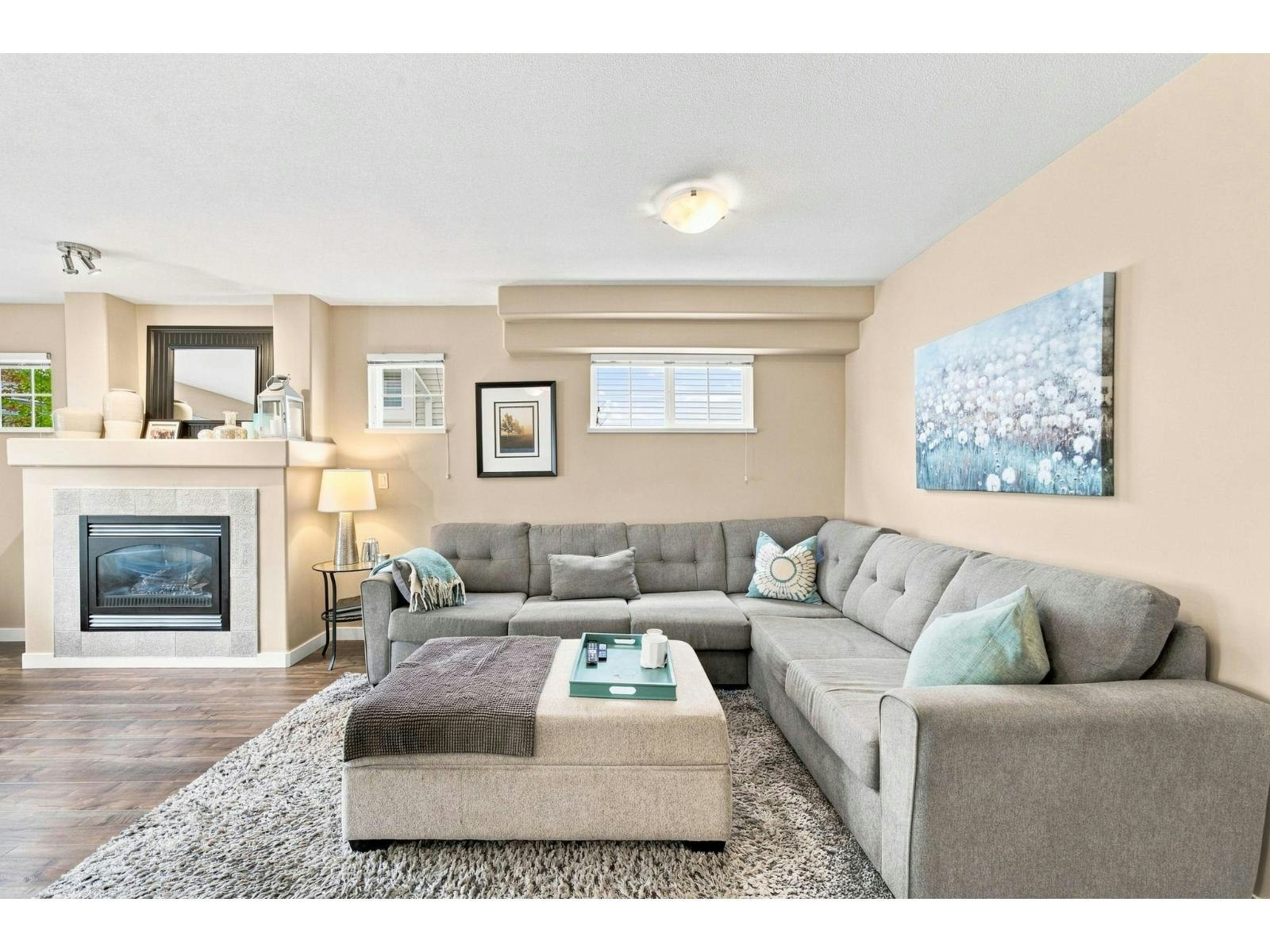 6-6533 121 Street, Surrey, BC, V3W 1M5
