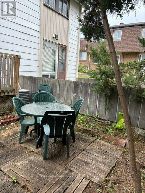 912 Elmsmere Road, Ottawa, ON, K1J 7T6 - 22