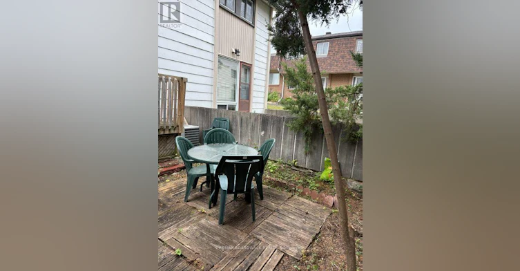 912 Elmsmere Road, Ottawa, ON, K1J 7T6 - 22
