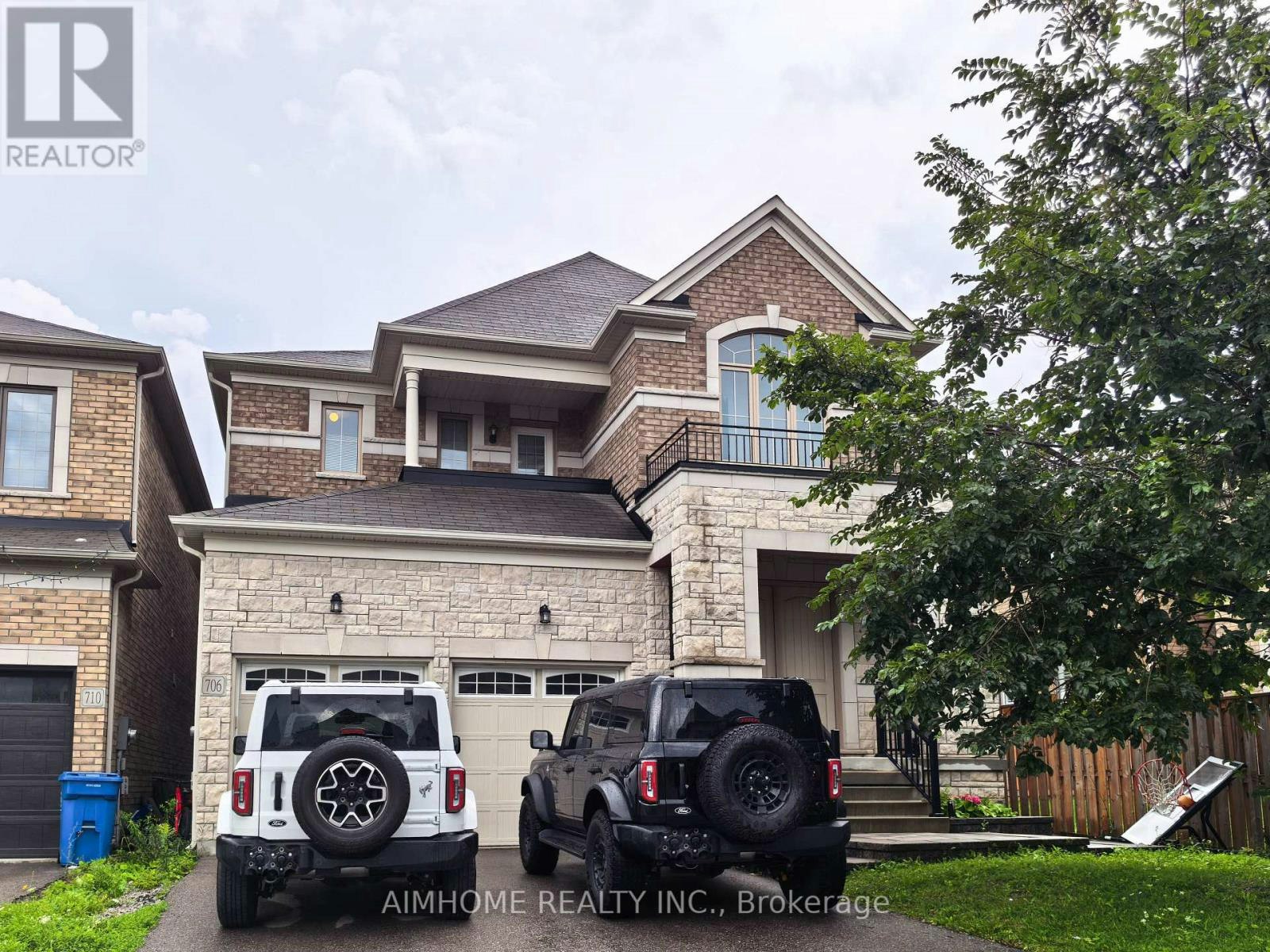 706 Harry Douglas Street, Newmarket, ON, L3X 0J8