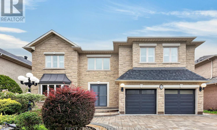 67 Black Walnut Crescent