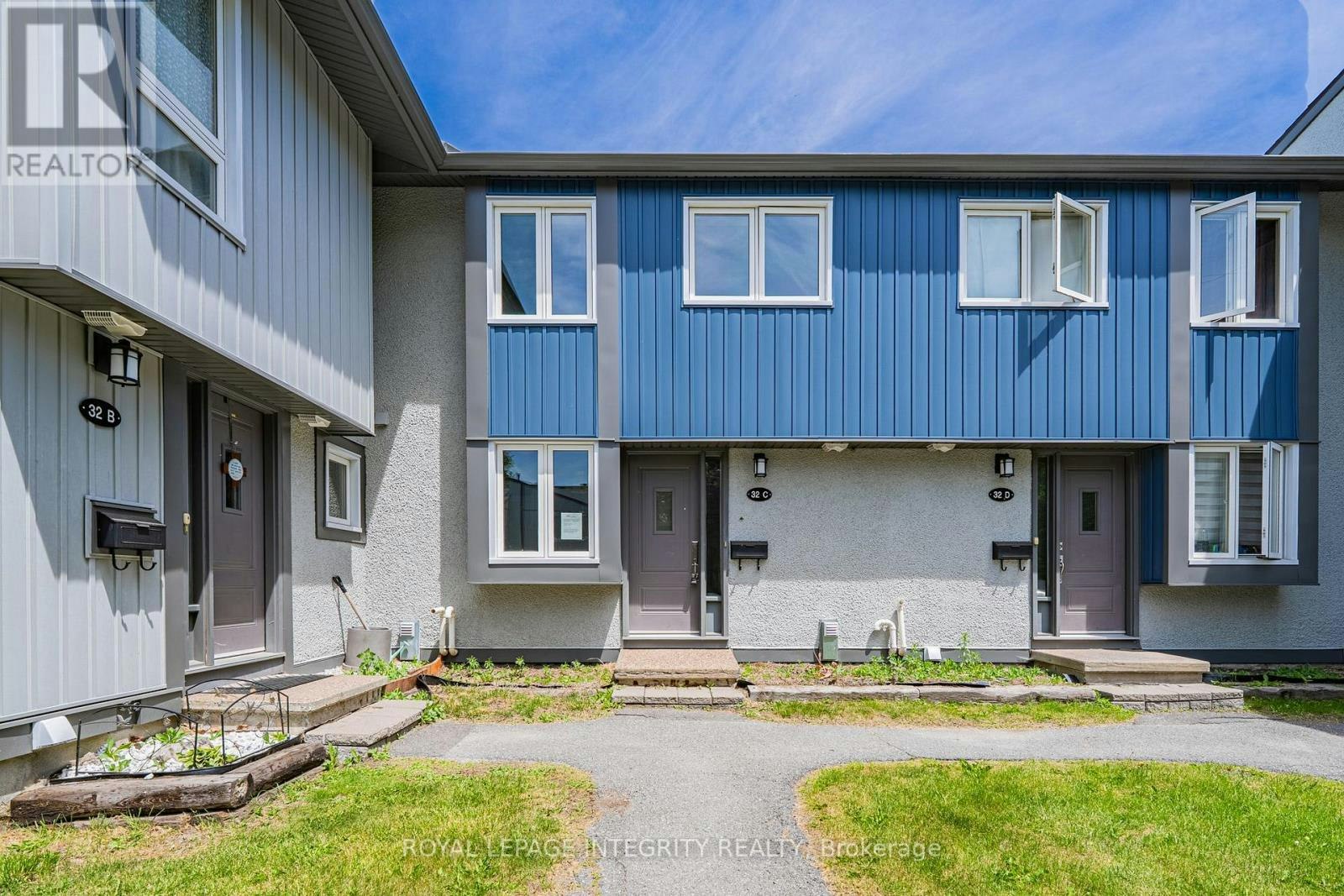 32C Benlea Drive, Ottawa, ON, K2G 4A8