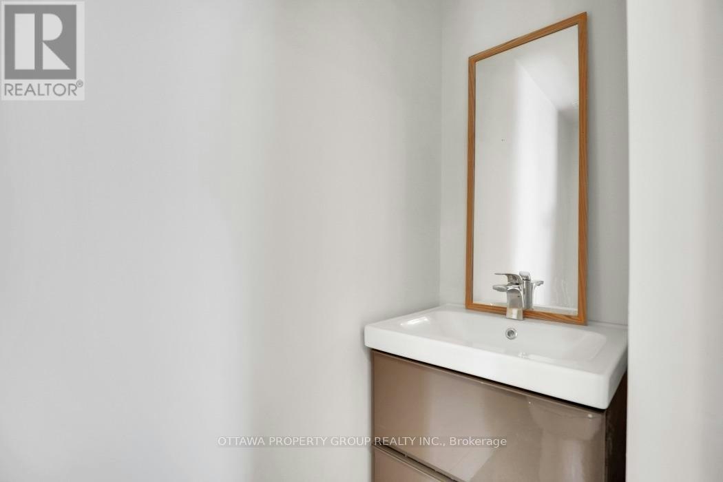 A-149 Concord Street, Ottawa, ON, K1S 0Z3 - 6