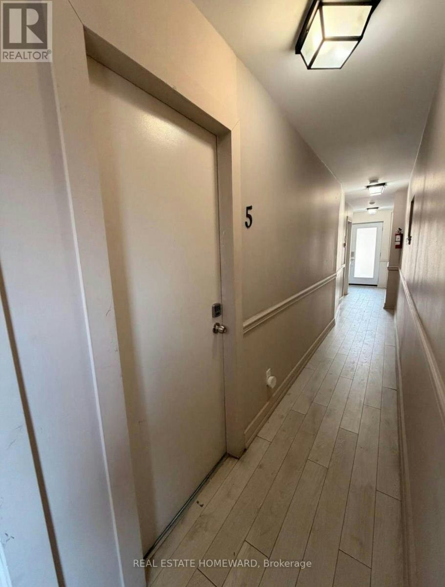 5-1659 Gerrard Street E, Toronto, ON, M3B 2P5 - 2