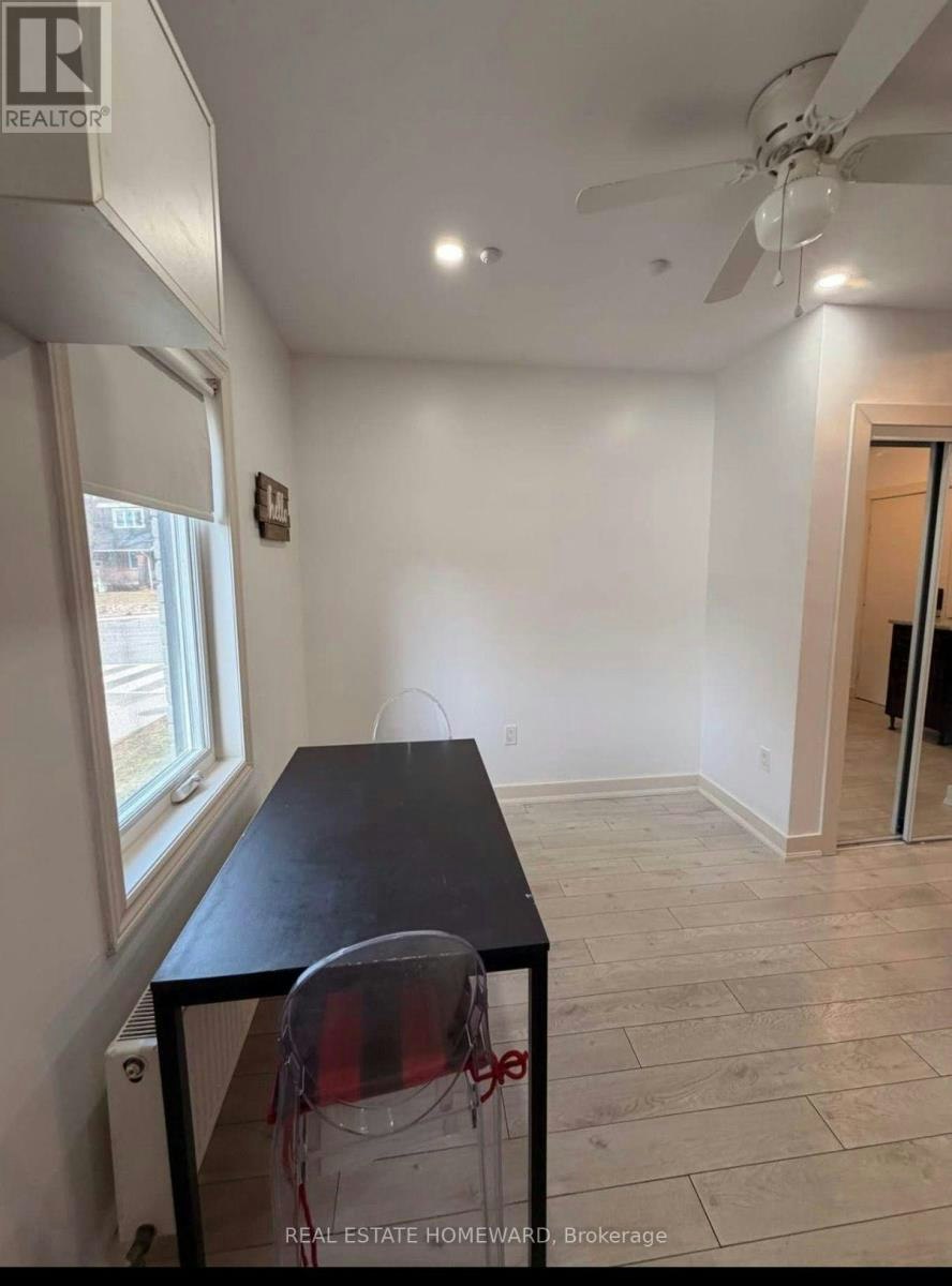 5-1659 Gerrard Street E, Toronto, ON, M3B 2P5 - 4