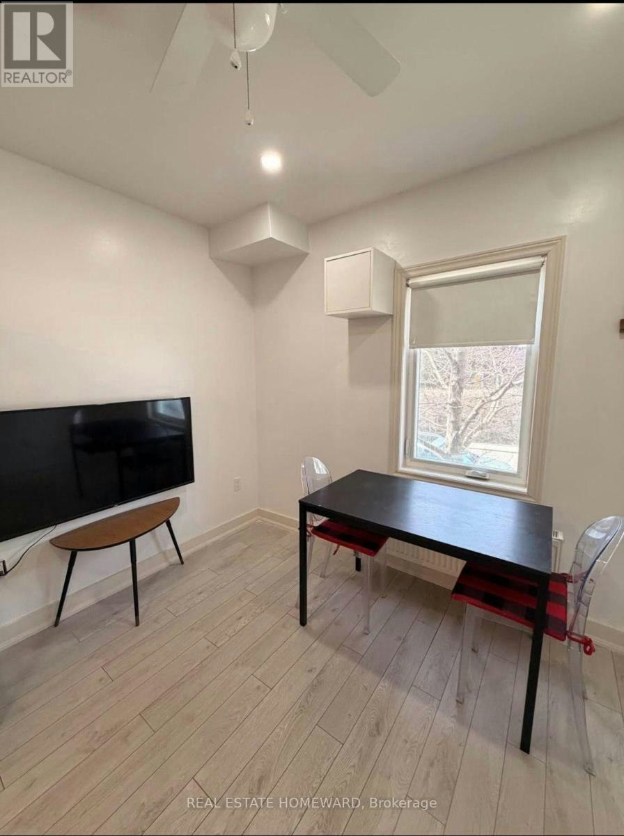 5-1659 Gerrard Street E, Toronto, ON, M3B 2P5 - 5