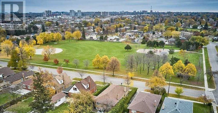 LOWER Level 6 Glaive Drive, Toronto, ON, M1P 1X6