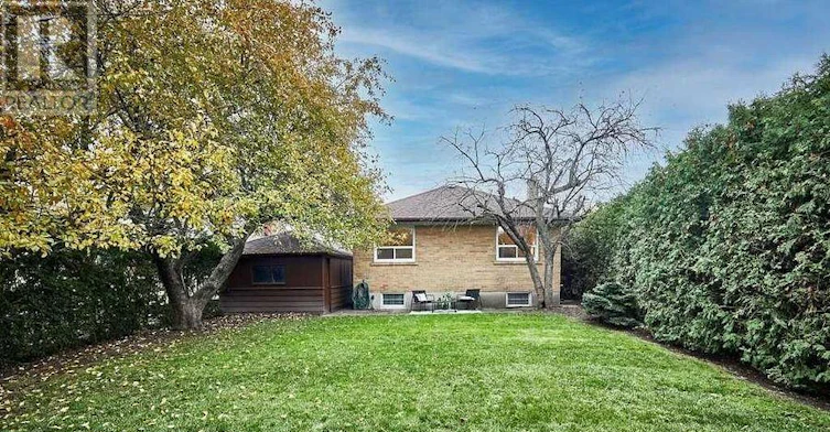 LOWER Level 6 Glaive Drive, Toronto, ON, M1P 1X6 - 12