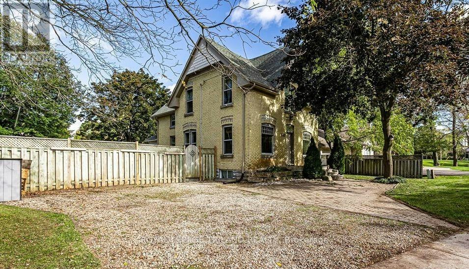 1143 Riverside Drive, London, ON, N6H 2T7 - 2