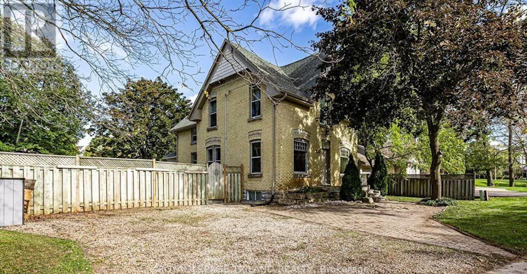 1143 Riverside Drive, London, ON, N6H 2T7 - 2