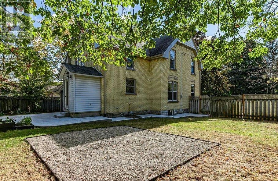 1143 Riverside Drive, London, ON, N6H 2T7 - 25