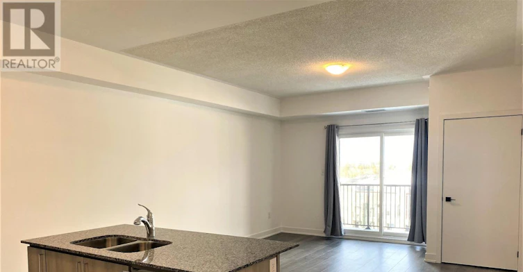 414-4 Spice Way, Barrie, ON, L9J 0M2 - 3
