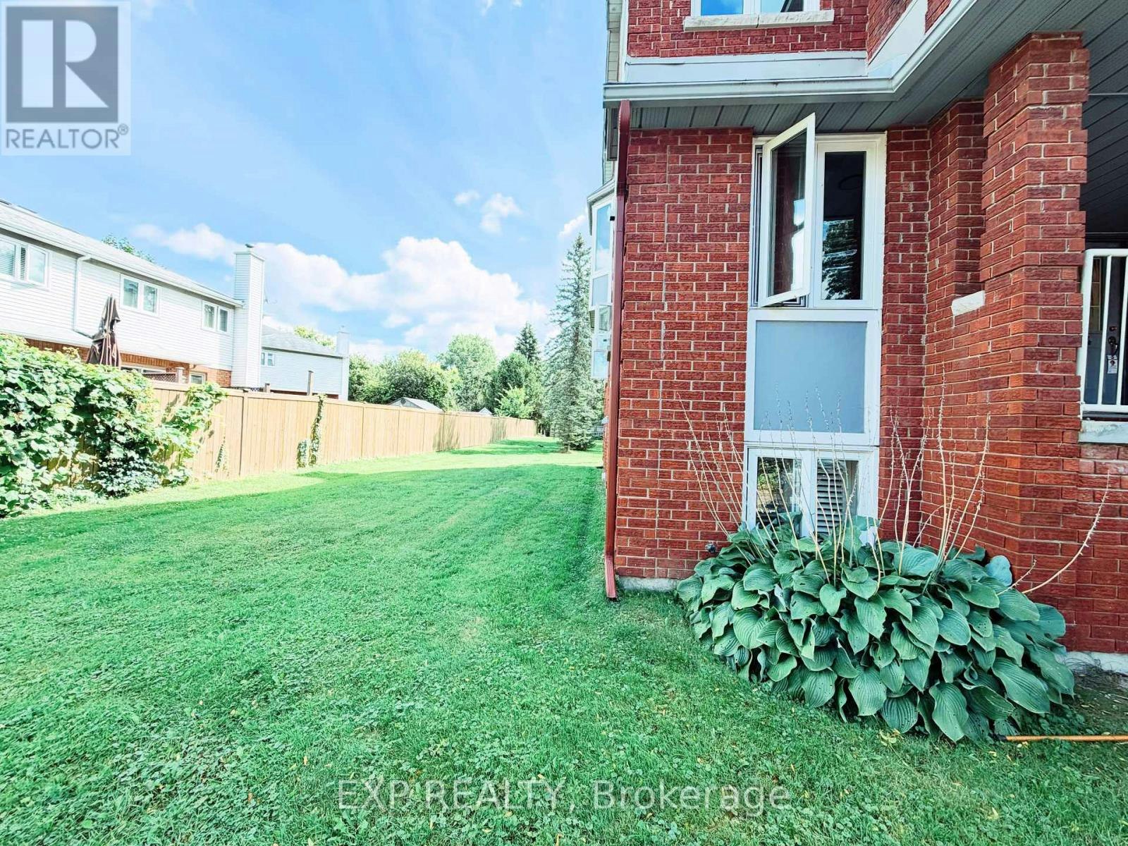 406 Briston Private, Ottawa, ON, K1G 5R3 - 2