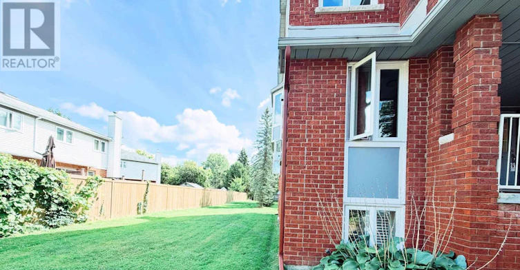 406 Briston Private, Ottawa, ON, K1G 5R3 - 2