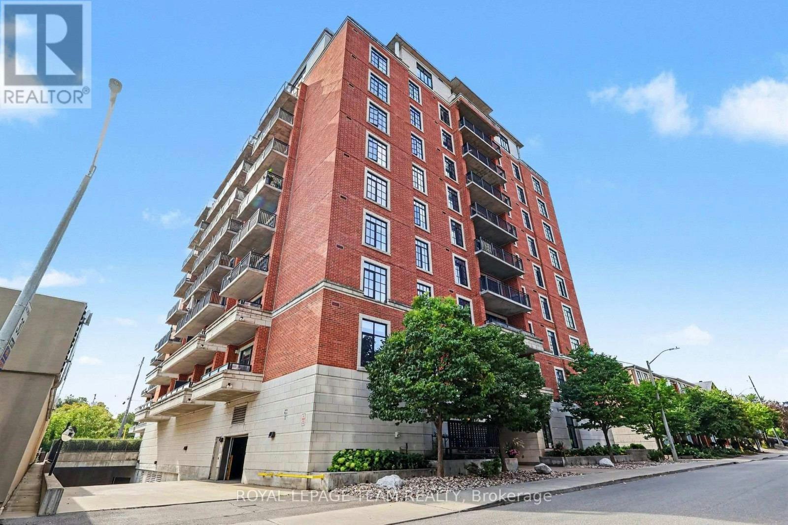 405-330 Loretta Avenue S, Ottawa, ON, K1S 4E8