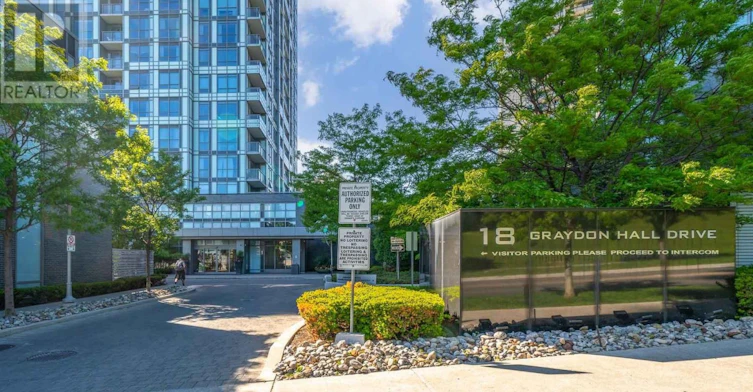 502-18 Graydon Hall Drive, Toronto, ON, M3A 2Z9 - 2