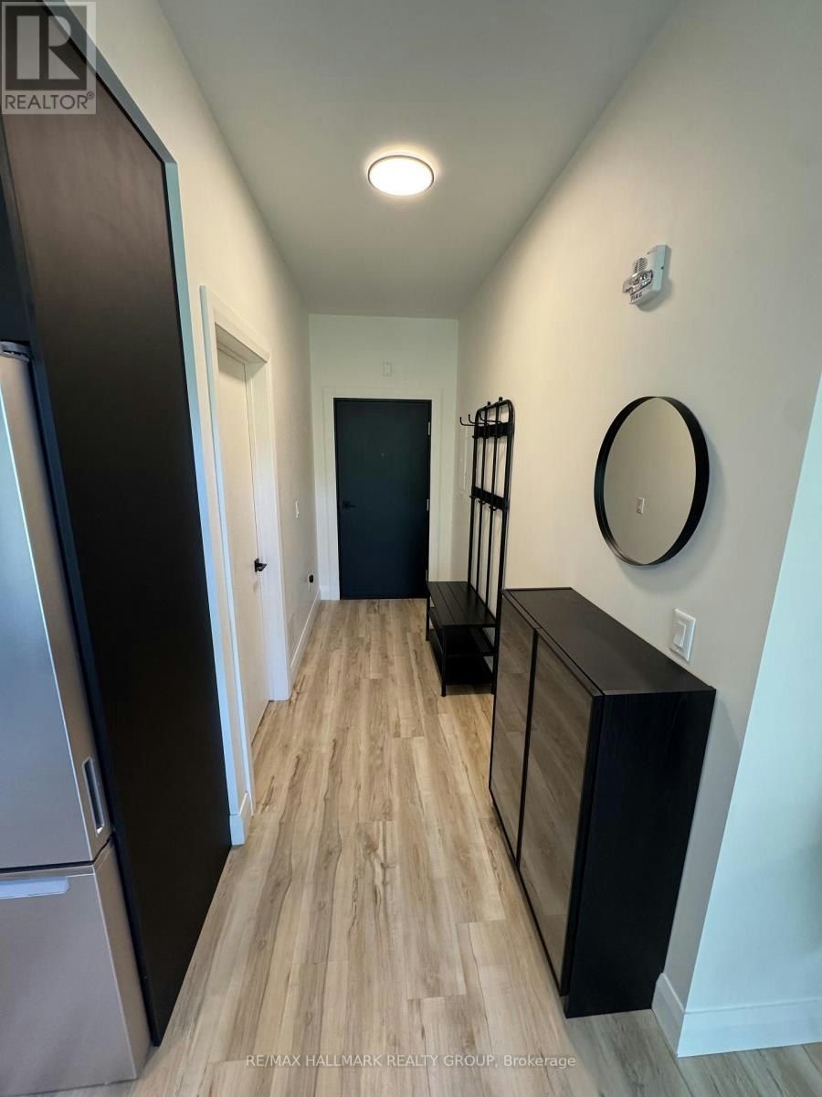 303-25 Grant Street, Ottawa, ON, K1Y 2W8 - 3